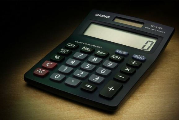 Realiza una Calculadora con Python + IA